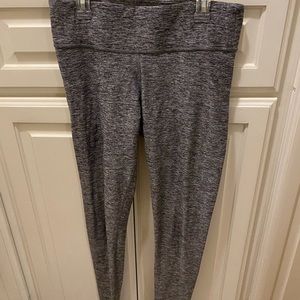 Grey pink leggings!